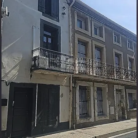 Maison La Terre Du Midi A Holiday home *